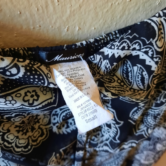 Women's size Small Tank top. "Vintage" - Picture 3 of 3